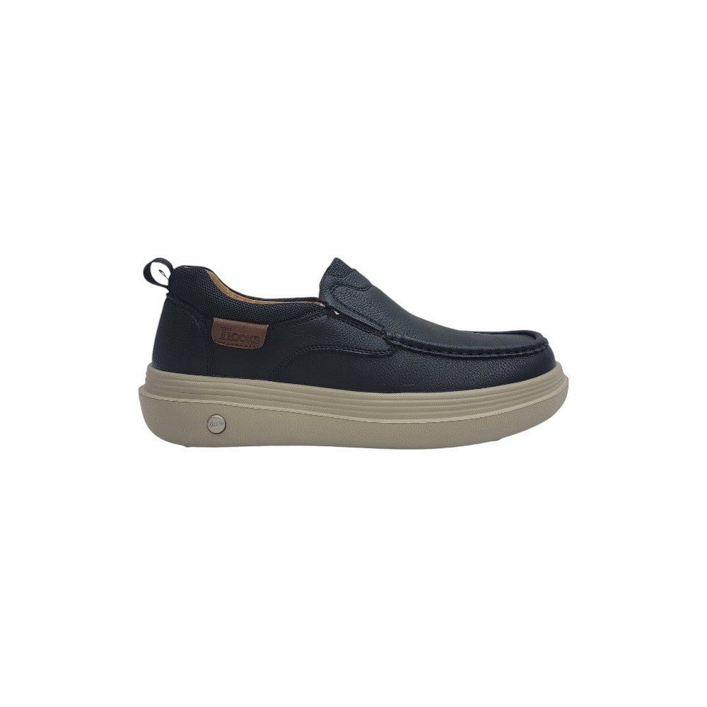 1st Look Slip-On Sneaker – Black/Beige