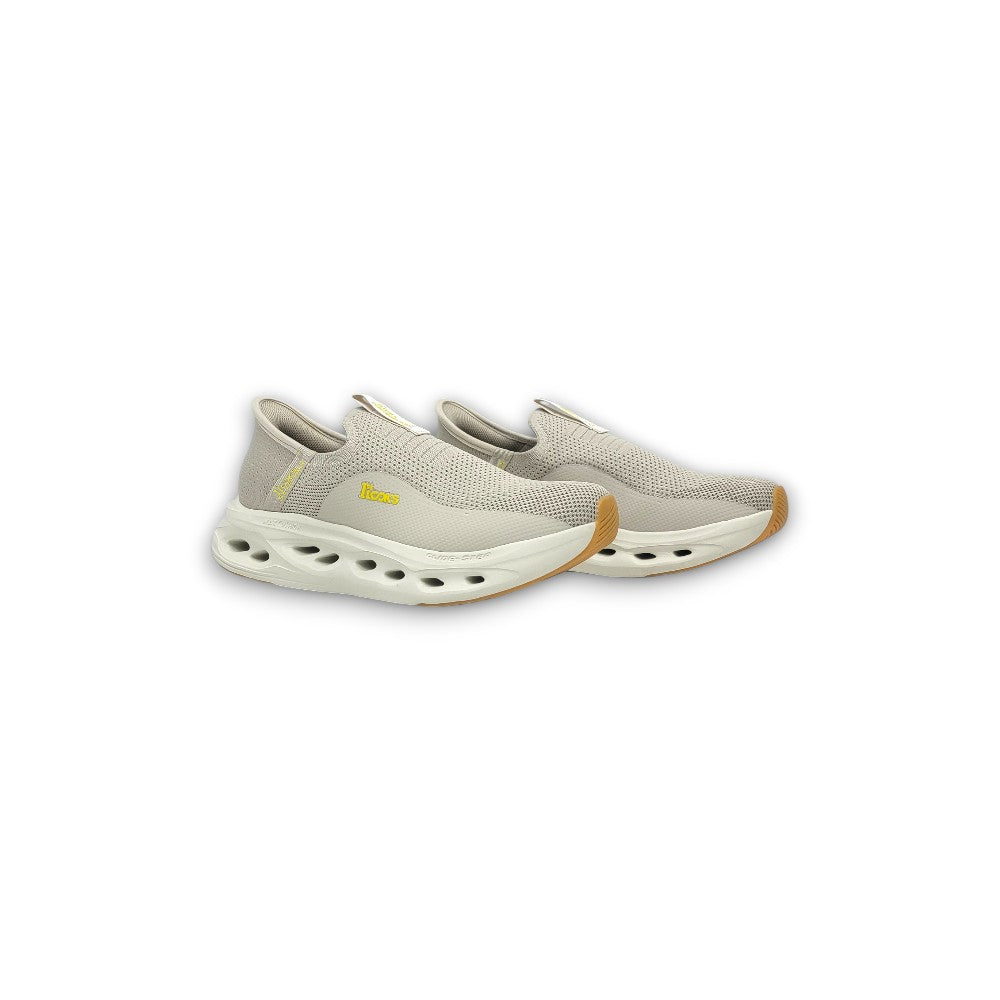 1st Looks CloudStep™ Comfort Slip-On Sneakers – Light / Beige 563