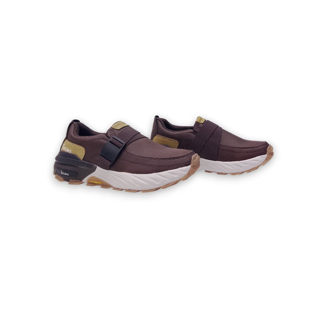 1st Looks Casual Slip-On Sneakers – Brown
