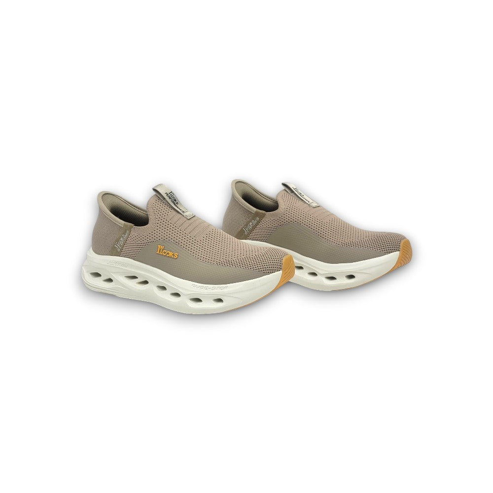 1st Looks CloudStep™ Comfort Slip-On Sneakers –  Dark Beige / Taupe 563