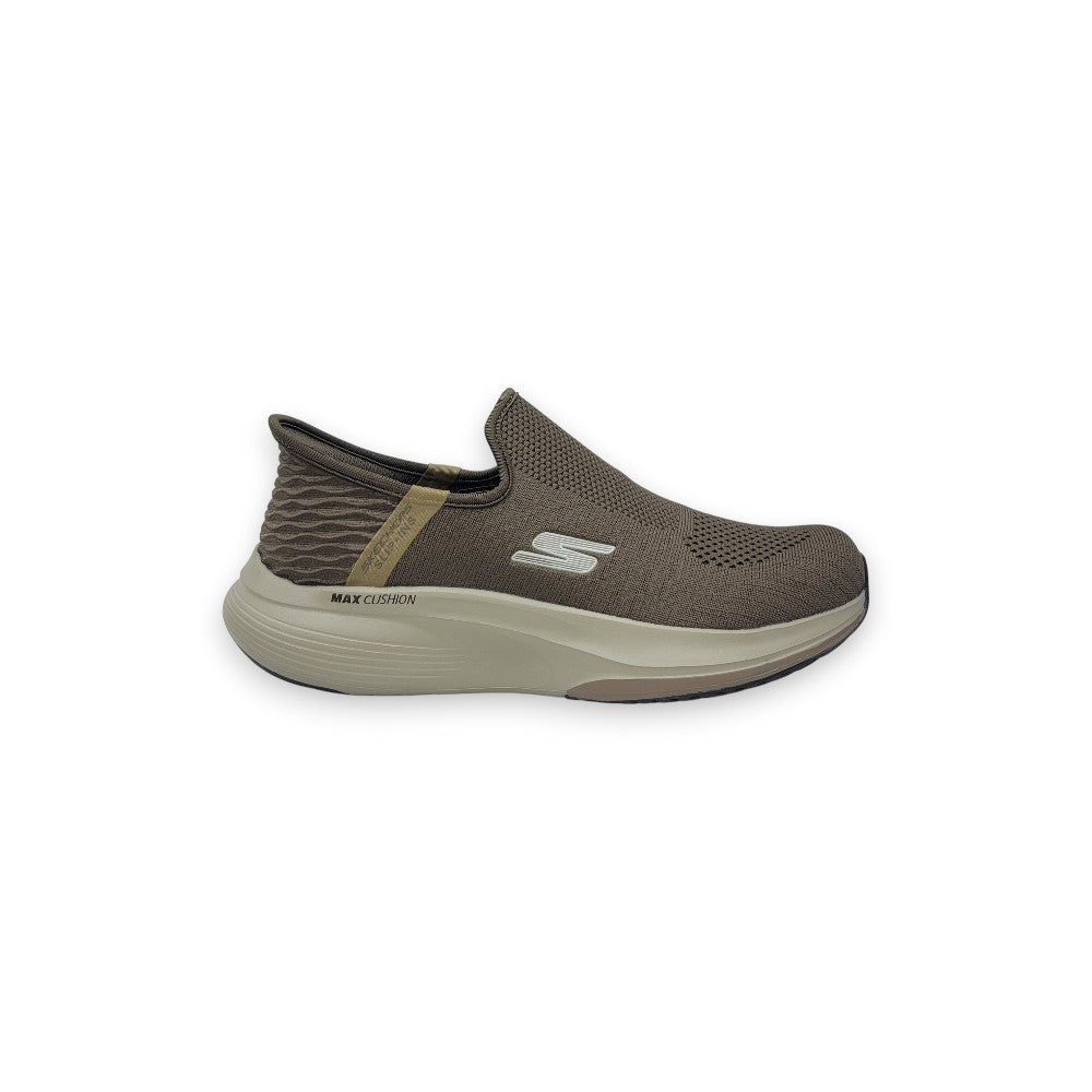 Skechers Max Cushioning Slip-Ins – Brown/Beige