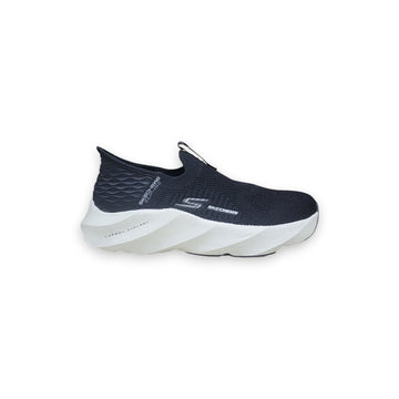 Skechers Black Slip-On Knit Sneakers with Cushioned Sole (107)
