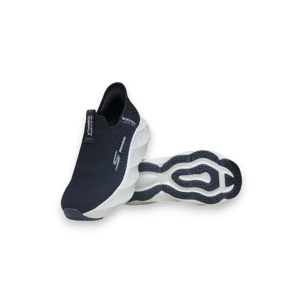 Skechers Black Slip-On Knit Sneakers with Cushioned Sole (107)